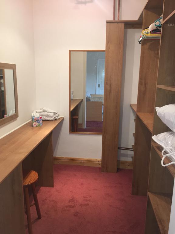 Mellottes B&B room 5